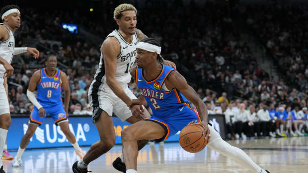 Jeremy Sochan Shai Gilgeous-Alexander Thunder